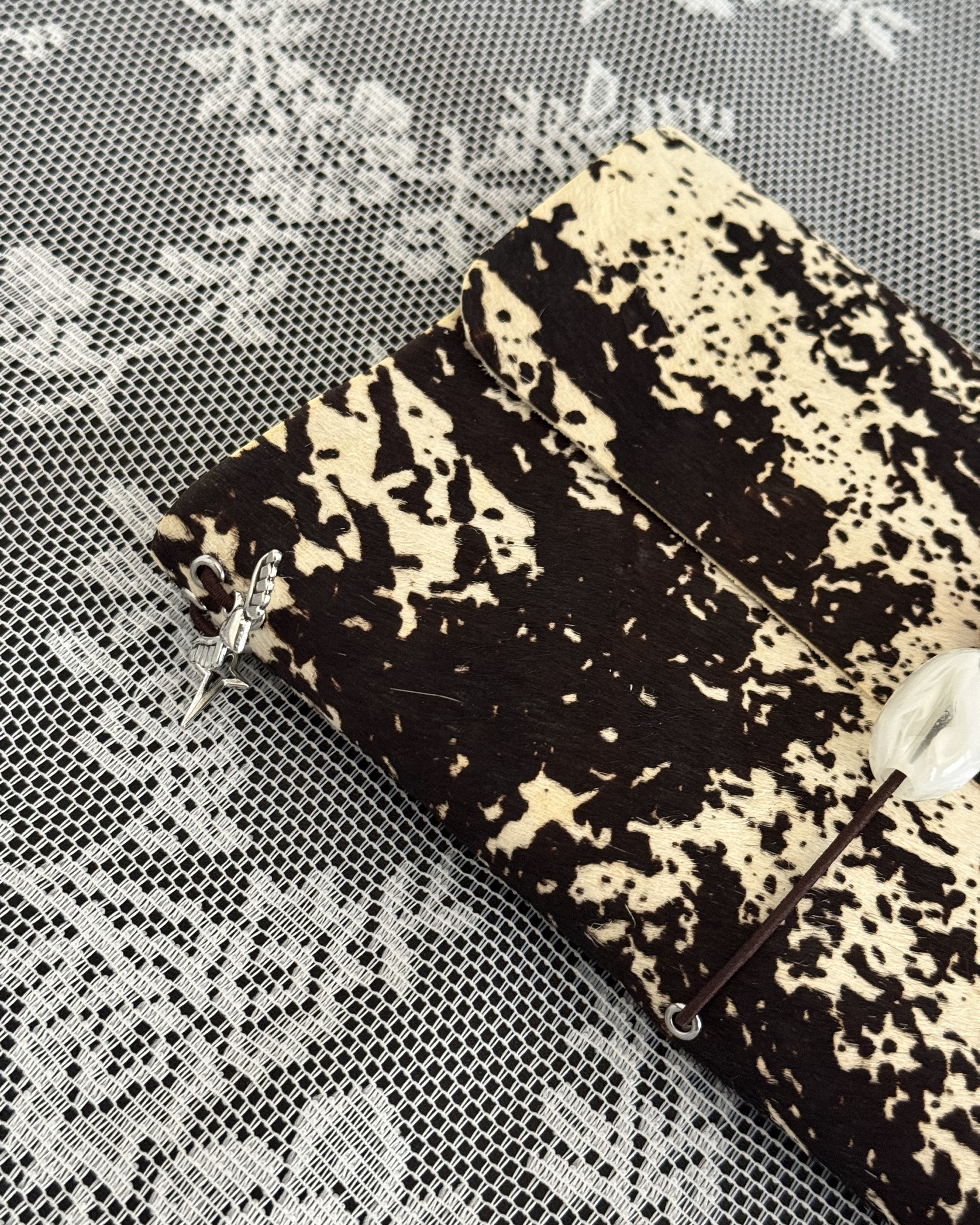Dust — (available in 3 sizes)