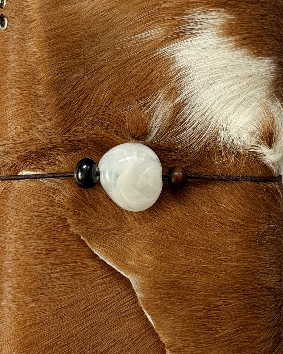 Saddle · 001
