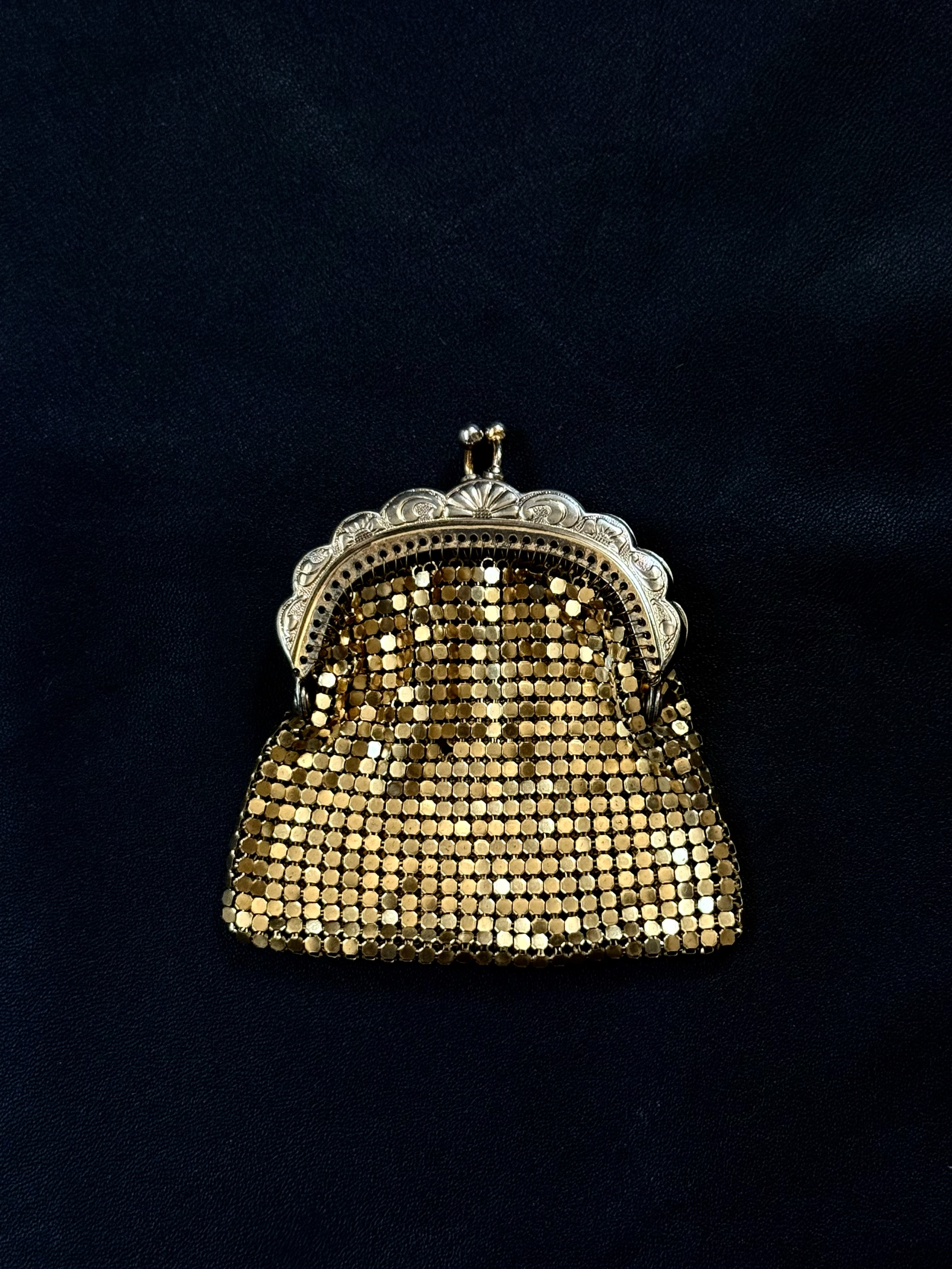 Metal Vintage Coin Purse (Gold)
