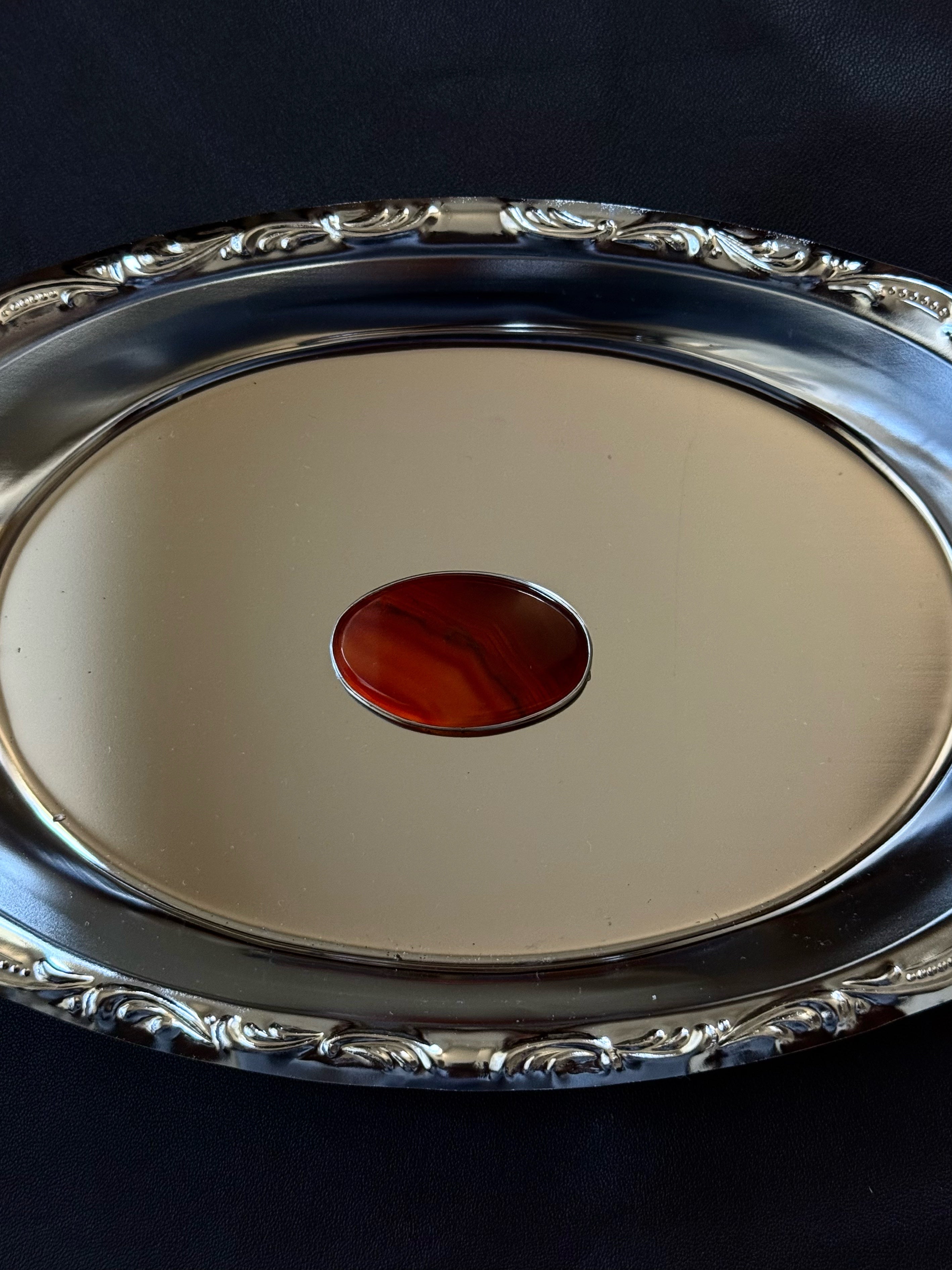 Red Agate Vintage Charm