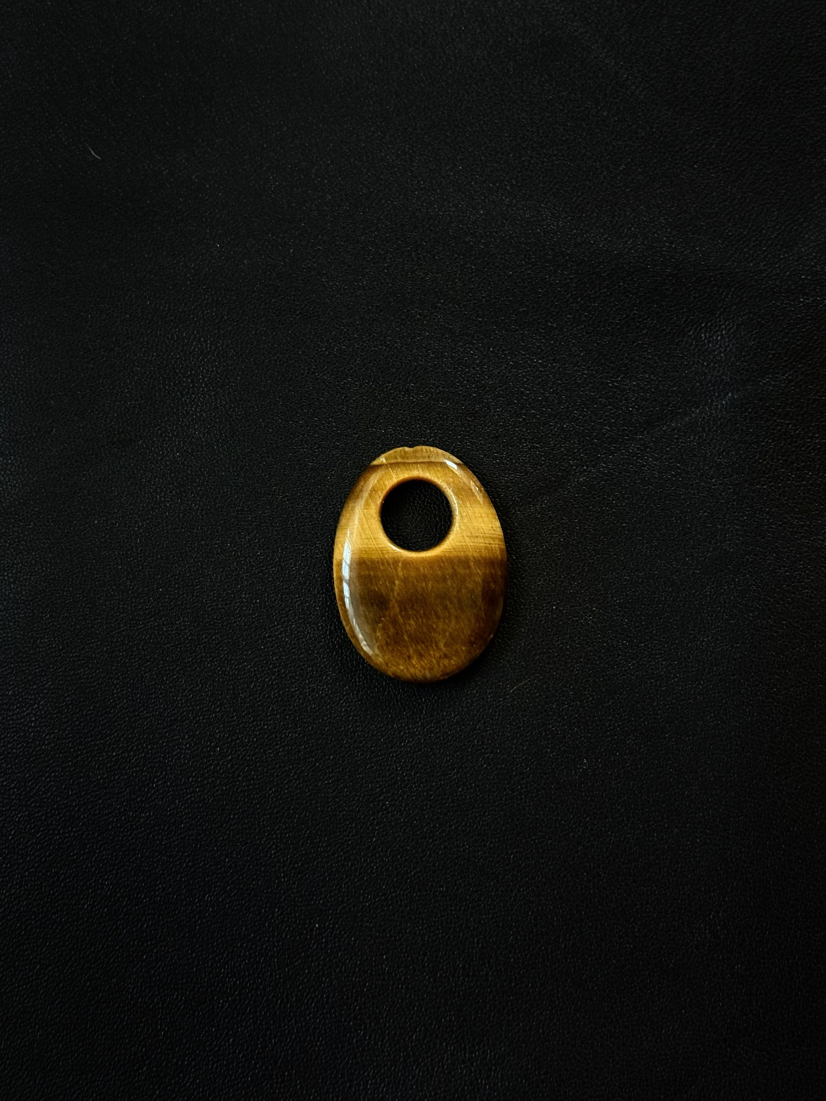 Tiger’s Eye Open Oval Pendant