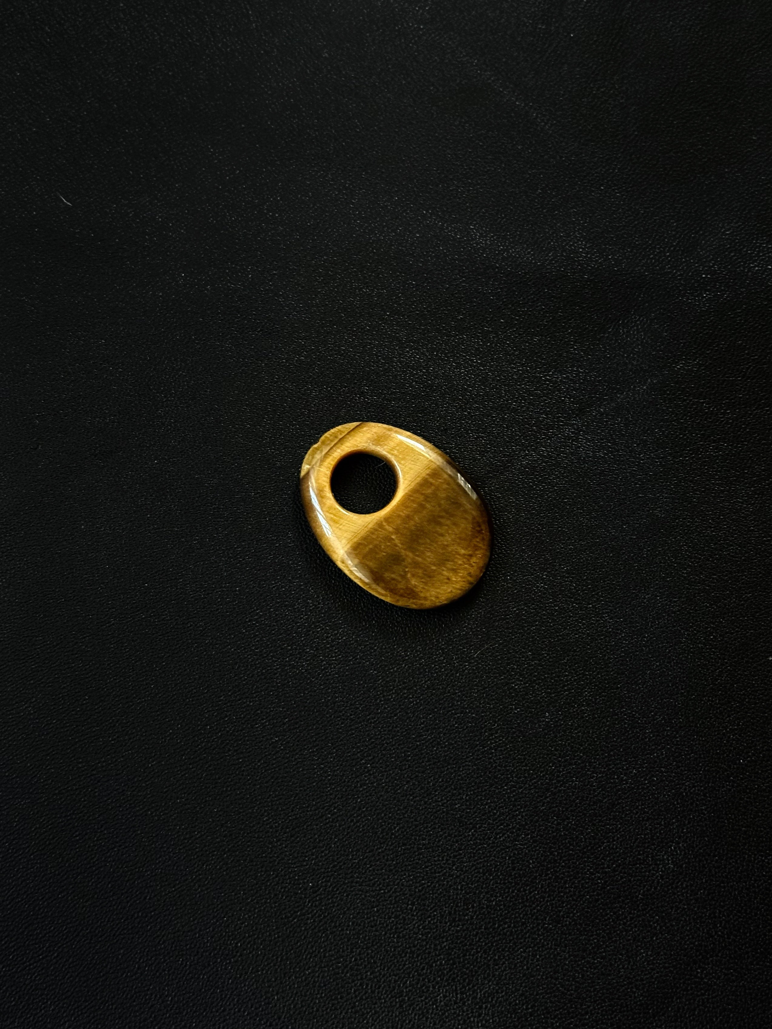 Tiger’s Eye Open Oval Pendant