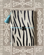 Zuri — available in 2 sizes