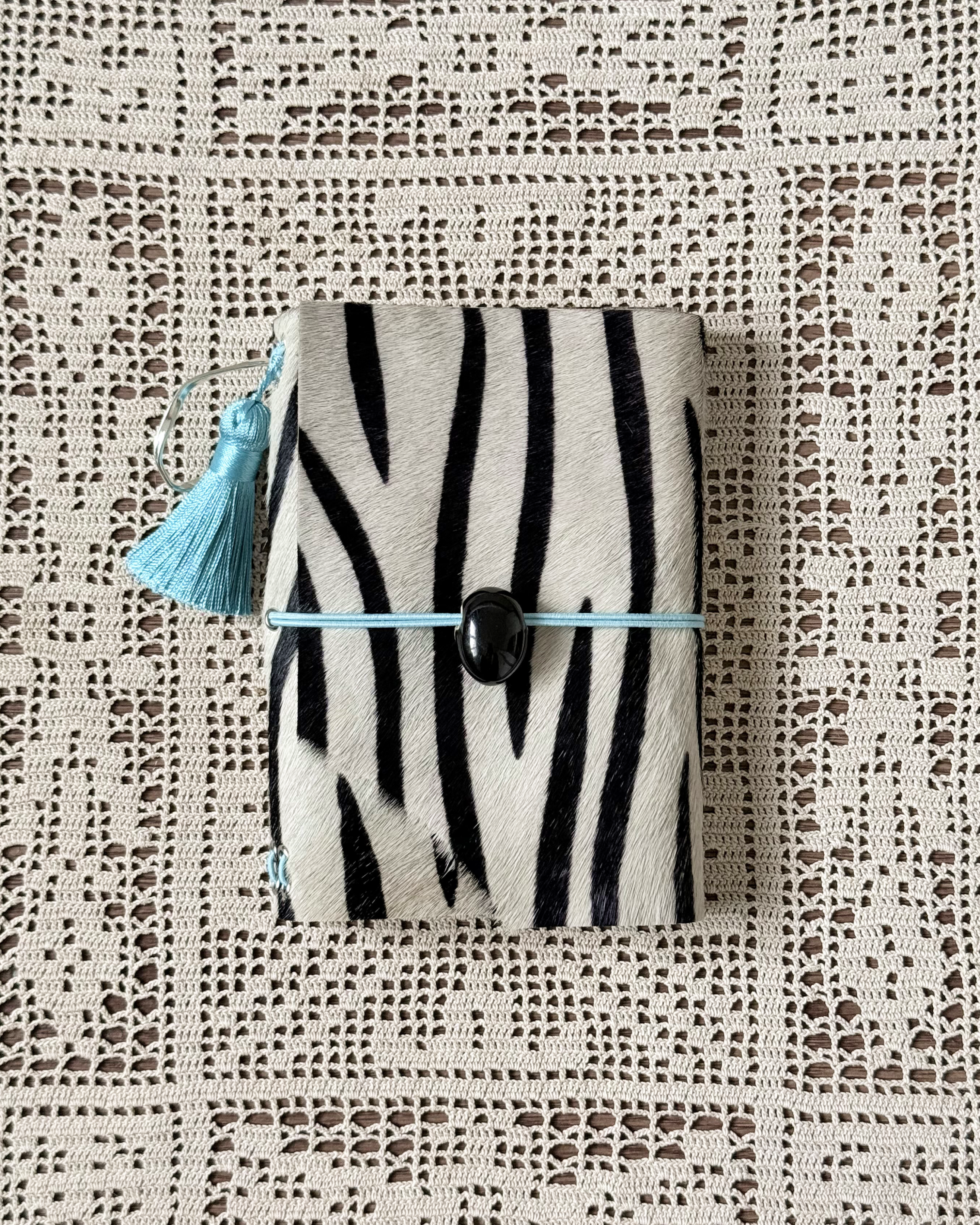 Zuri — available in 2 sizes