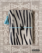 Zuri — available in 2 sizes