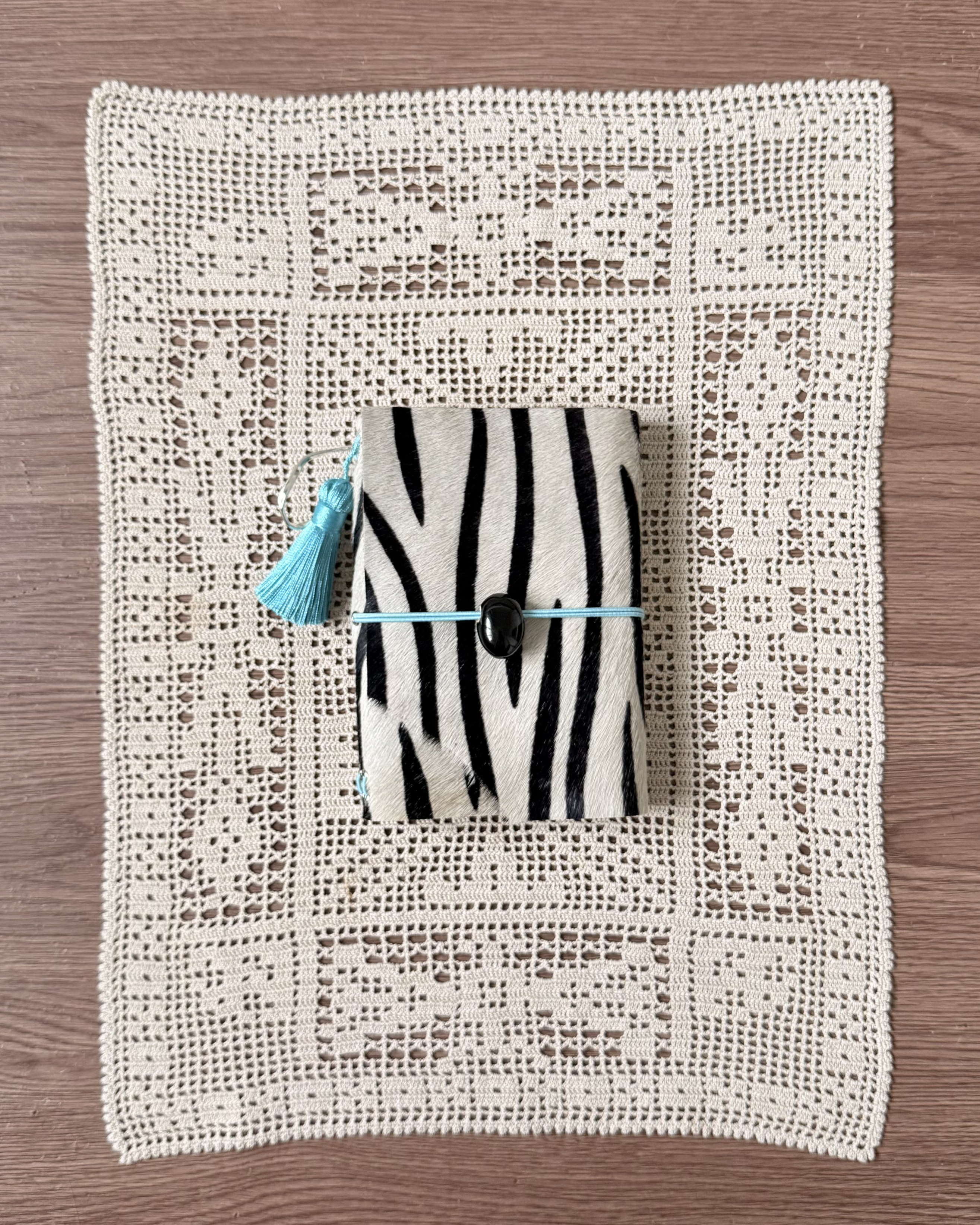 Zuri — available in 2 sizes